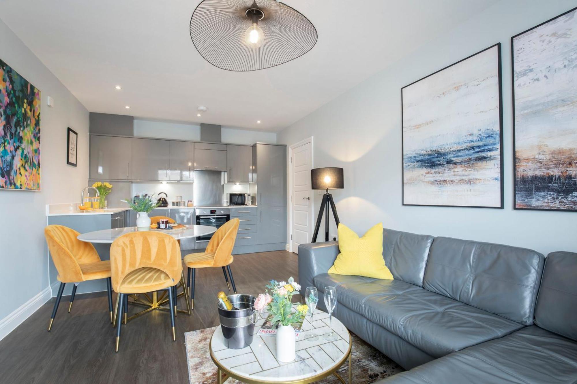 Elliot Oliver - Stylish 2 Bedroom Apartment With Parking In The Docks Gloucester Eksteriør bilde